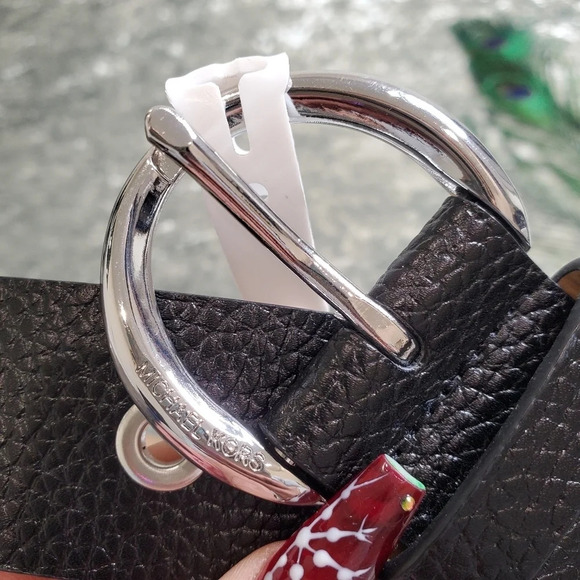 Michael Michael Kors Leather Belt - Picture 2 of 4